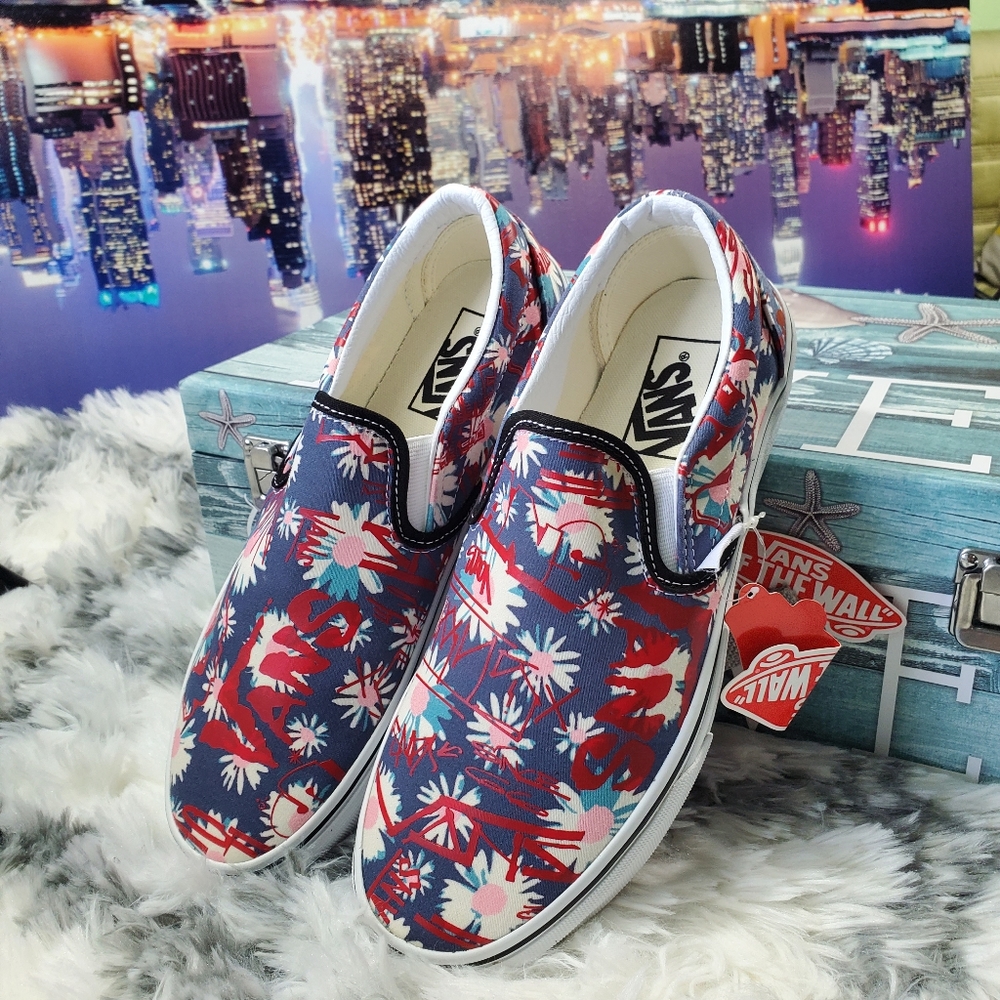 Vans Crew Floral 💐🌼 Classic Slip-on (CL) - Picture 4 of 14